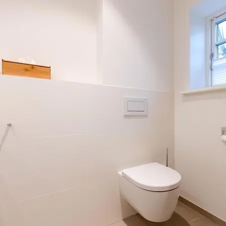 Fugl-hus Vesterland